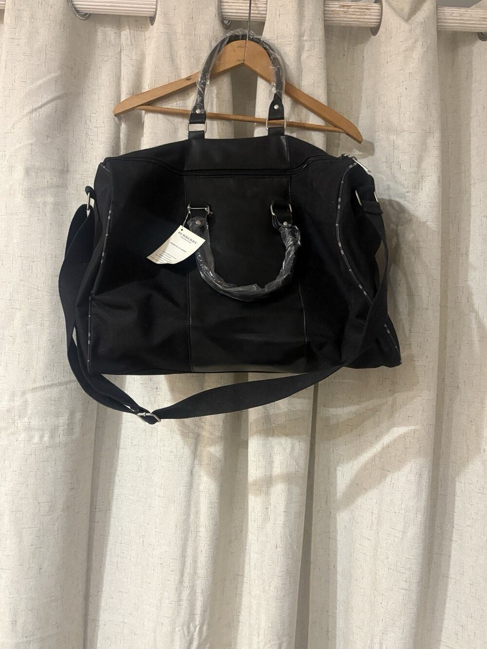 BURBERRY Fragrance Weekender Black W/Signature Plaid Trim Bag Duffle